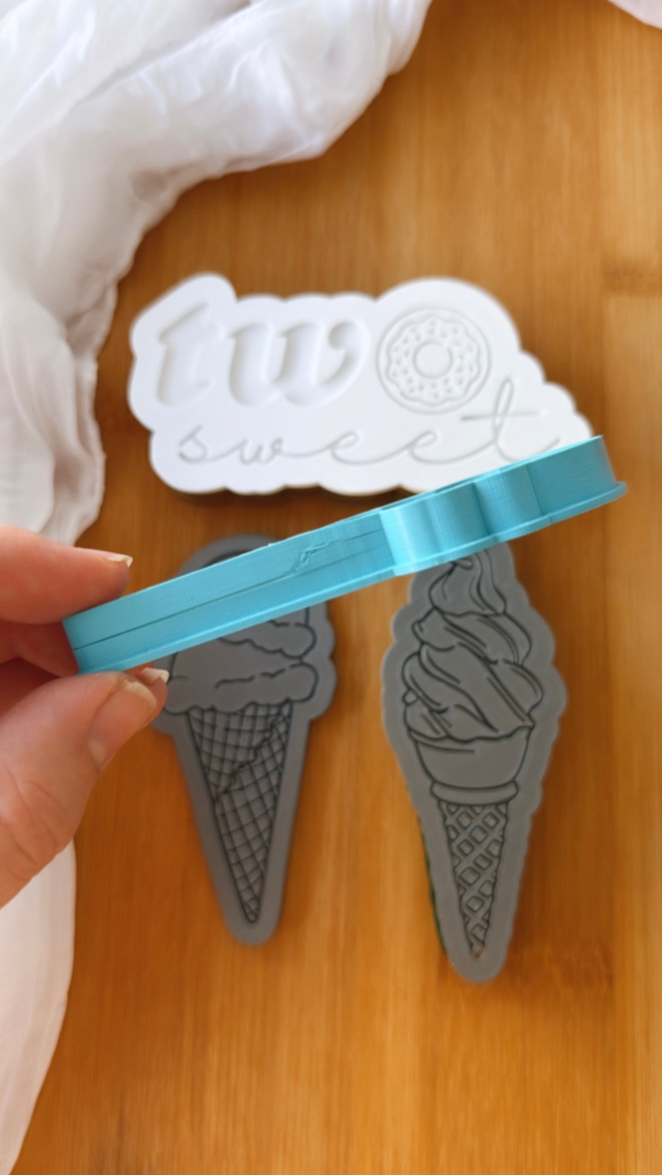 DESTASH Stamp and Cutters - Set 49